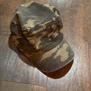 camo hat